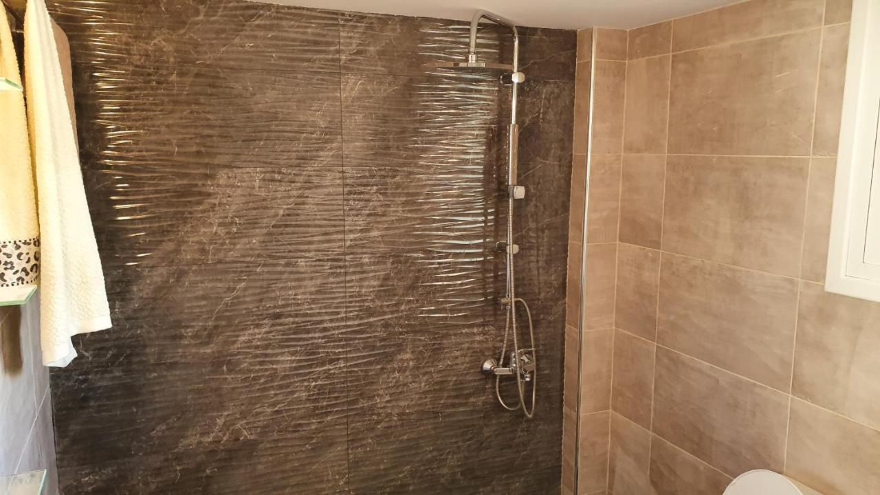 Nafpaktos Beach House Sea View Apartment First Floor المظهر الخارجي الصورة