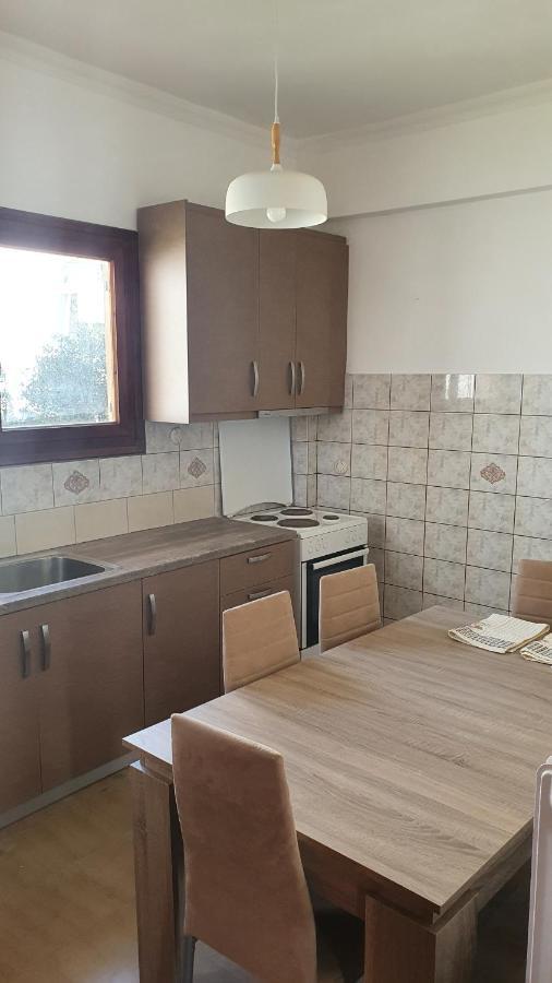 Nafpaktos Beach House Sea View Apartment First Floor المظهر الخارجي الصورة