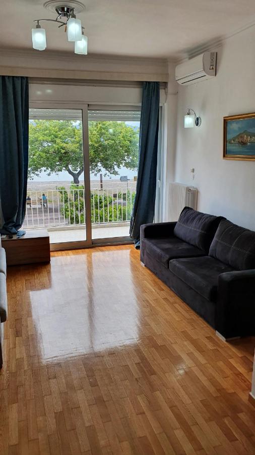 Nafpaktos Beach House Sea View Apartment First Floor المظهر الخارجي الصورة