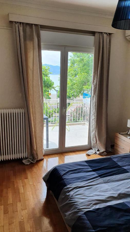 Nafpaktos Beach House Sea View Apartment First Floor المظهر الخارجي الصورة